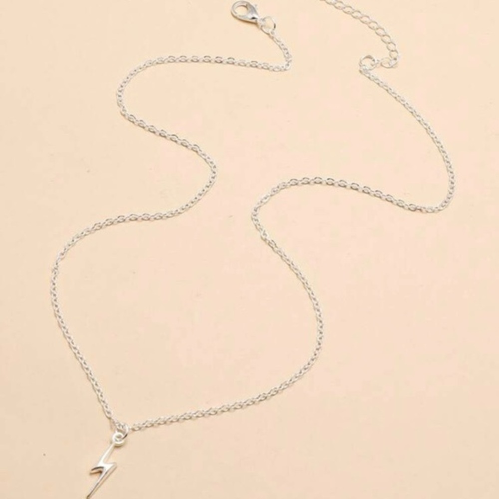 3/$30 🤍 Lightning Necklace
